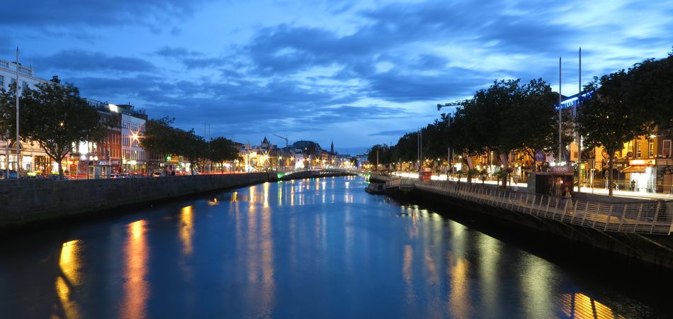 "Dublin by night"